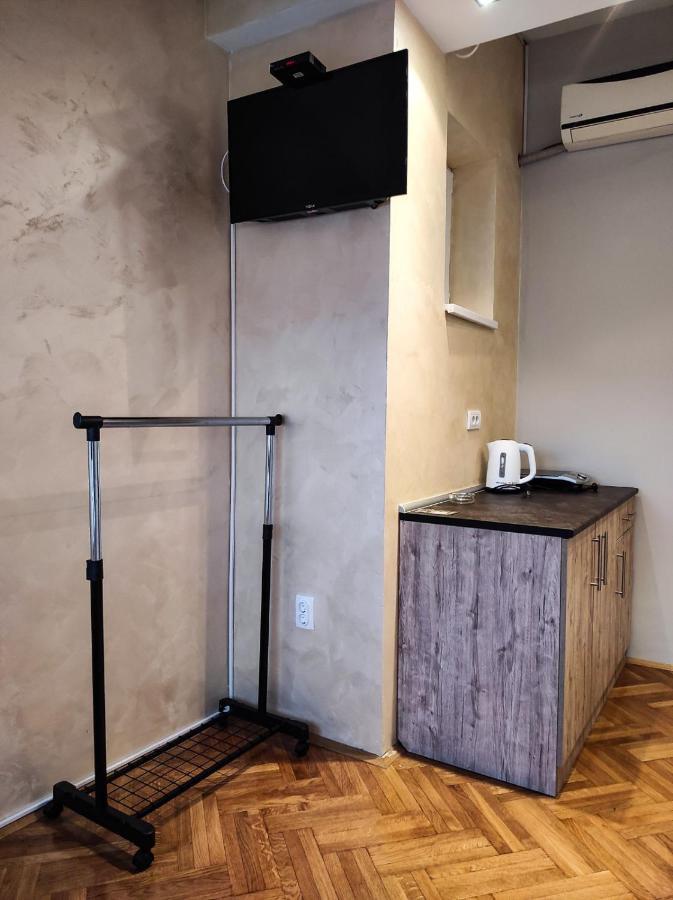 Apartmani Jasmin Novi Sad Exteriör bild