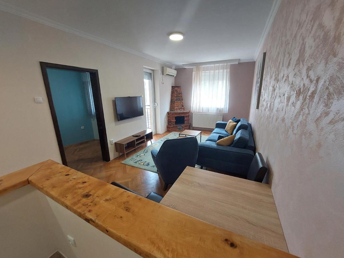 Apartmani Jasmin Novi Sad Exteriör bild
