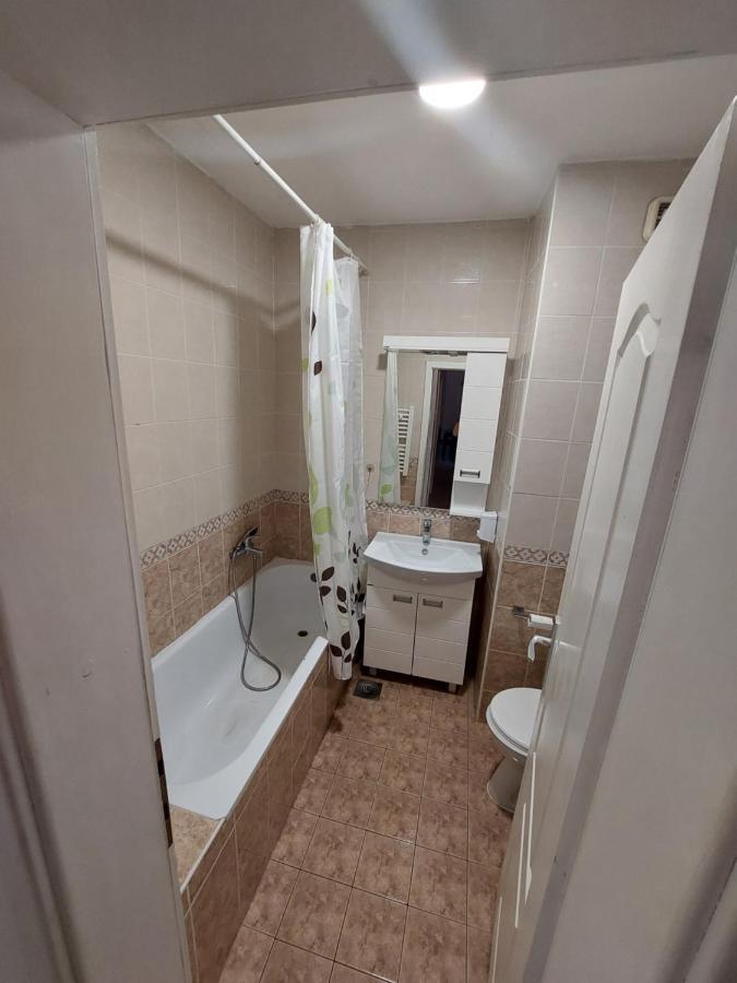 Apartmani Jasmin Novi Sad Exteriör bild