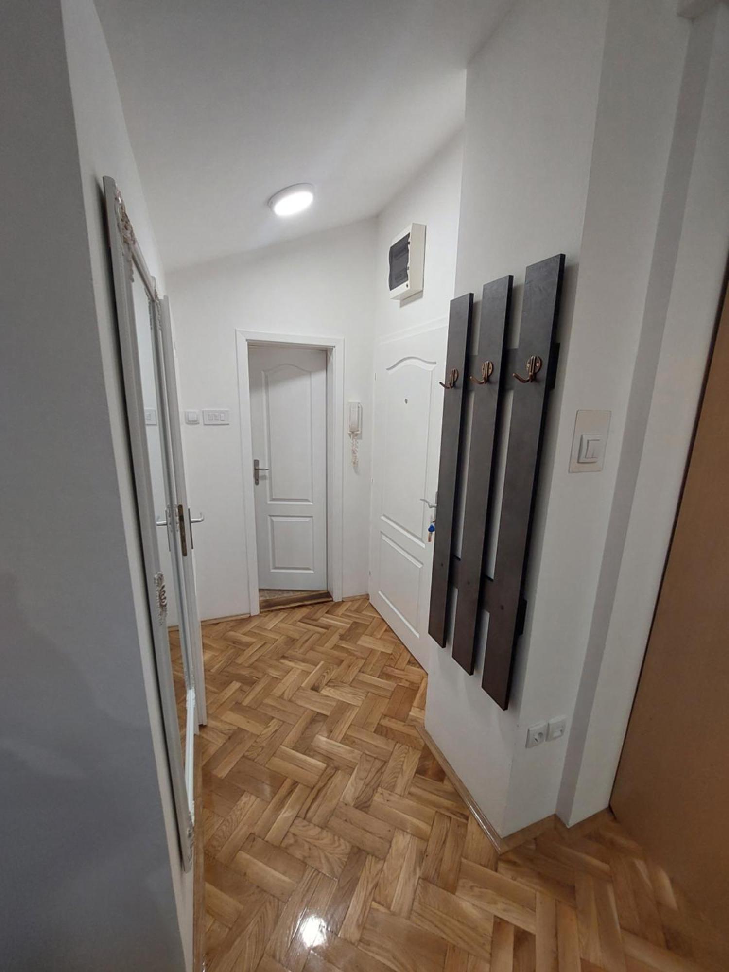 Apartmani Jasmin Novi Sad Exteriör bild