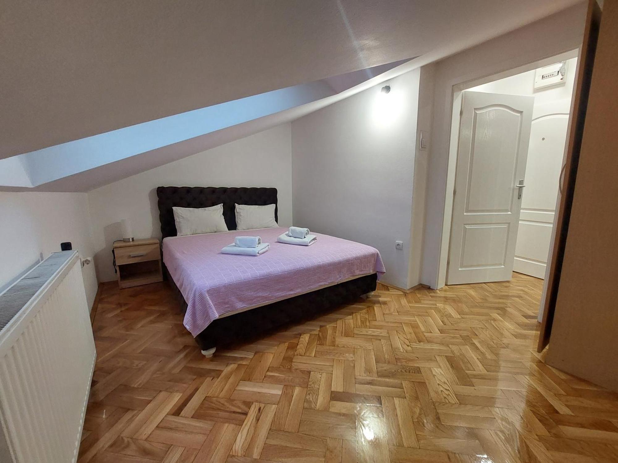 Apartmani Jasmin Novi Sad Exteriör bild