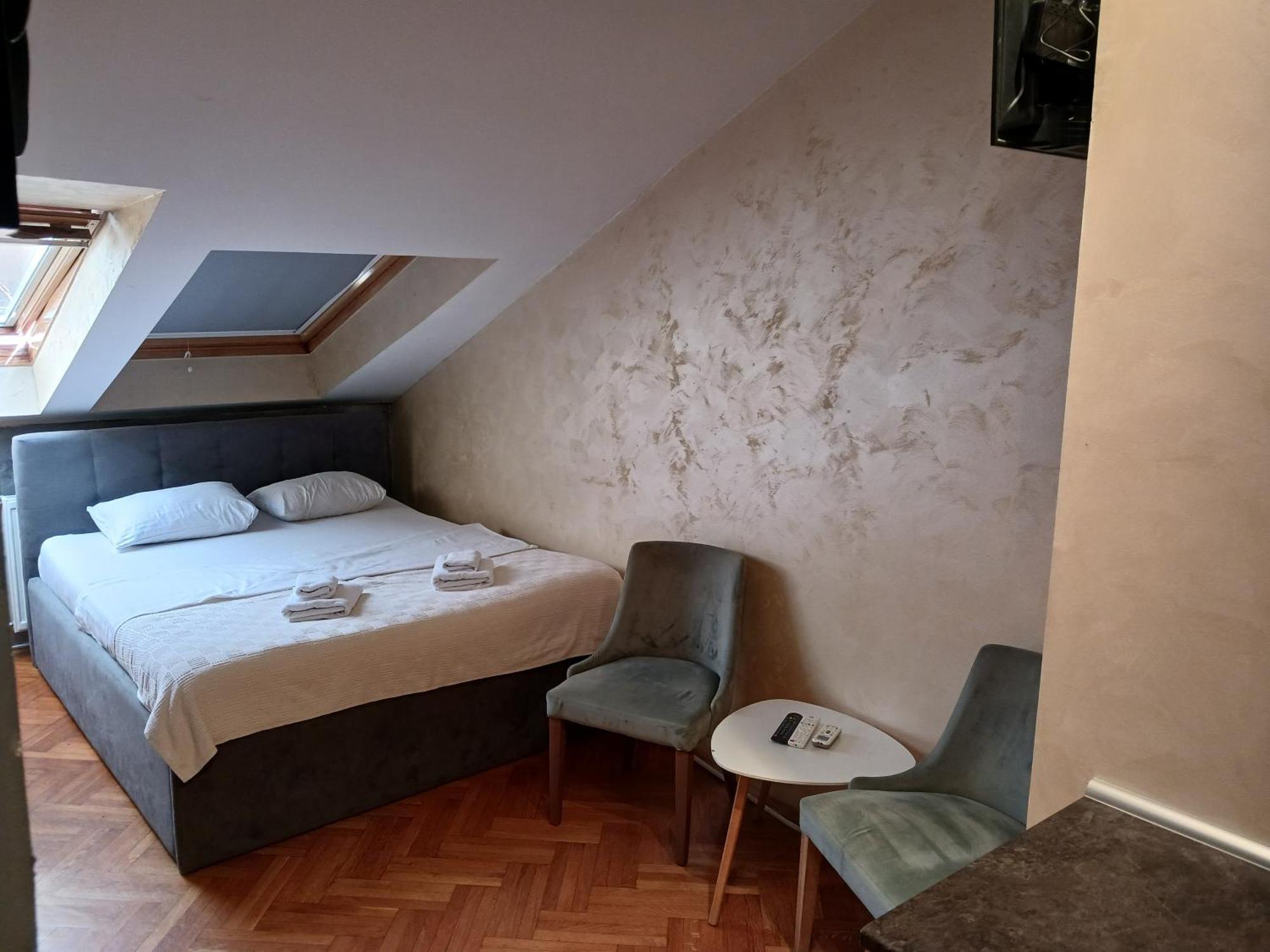 Apartmani Jasmin Novi Sad Exteriör bild