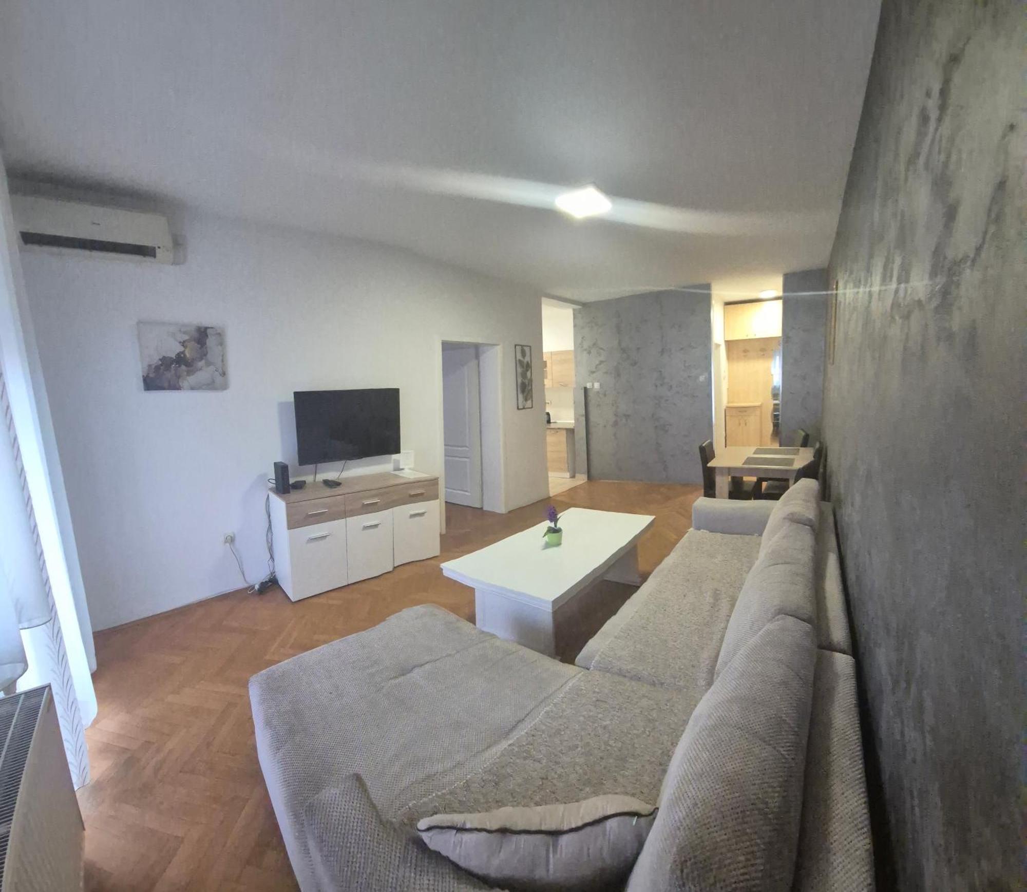 Apartmani Jasmin Novi Sad Exteriör bild